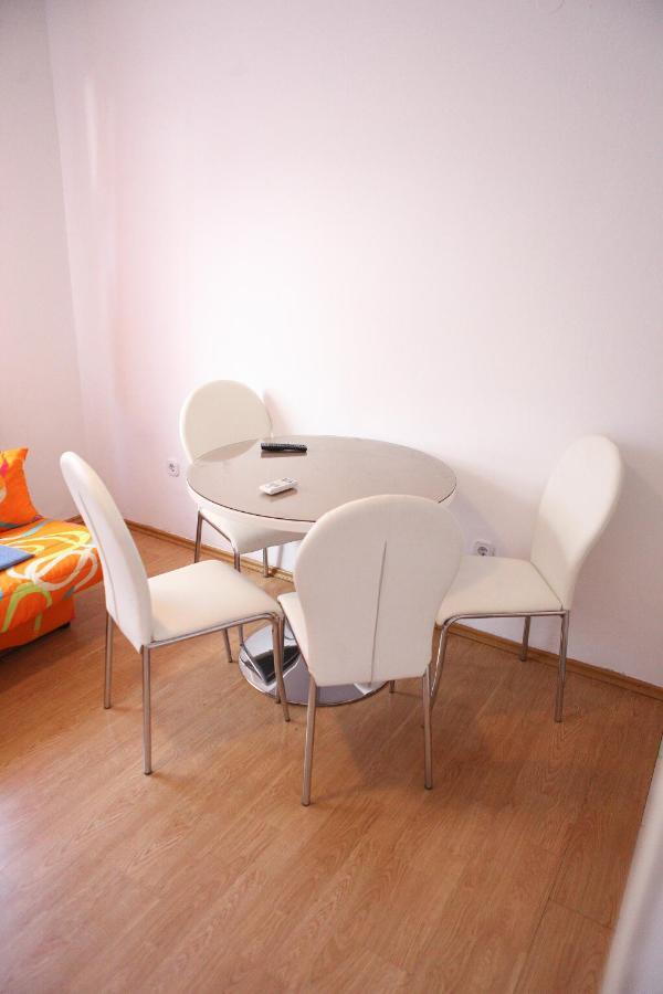 Ana Lovetovo Vodice Ngoại thất bức ảnh