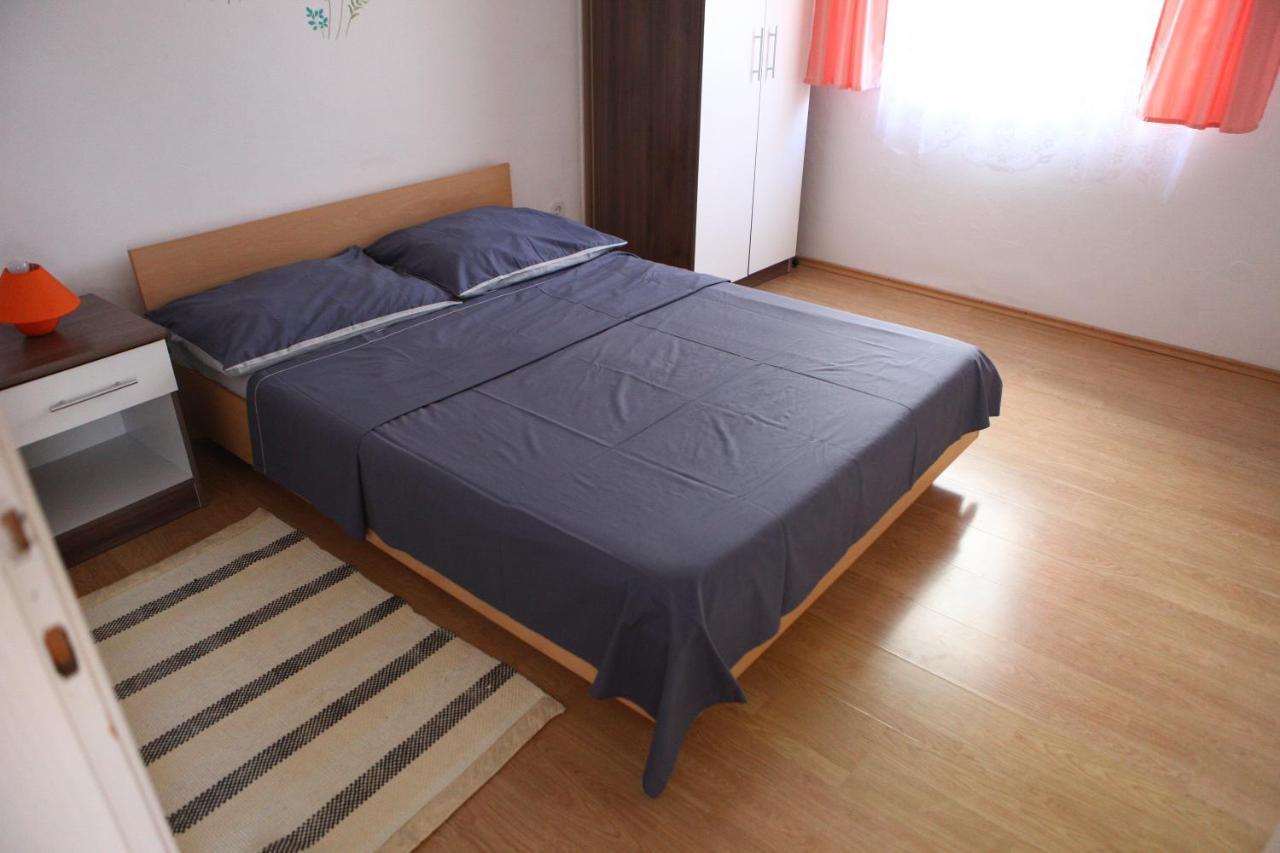 Ana Lovetovo Vodice Ngoại thất bức ảnh