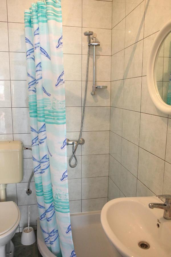 Ana Lovetovo Vodice Ngoại thất bức ảnh