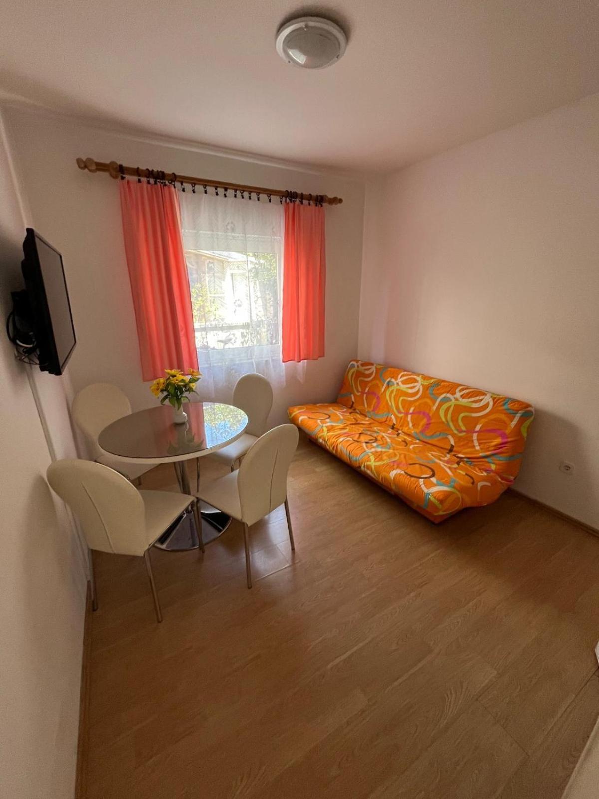 Ana Lovetovo Vodice Ngoại thất bức ảnh