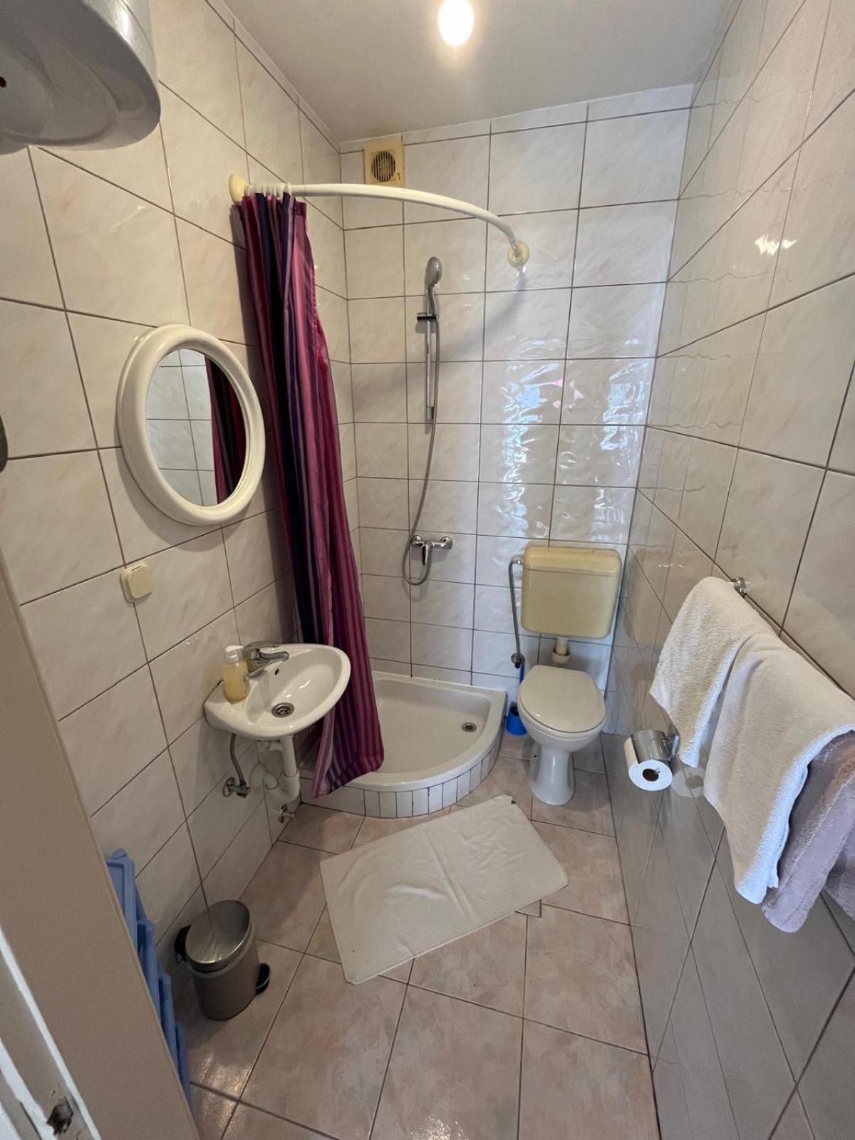 Ana Lovetovo Vodice Ngoại thất bức ảnh